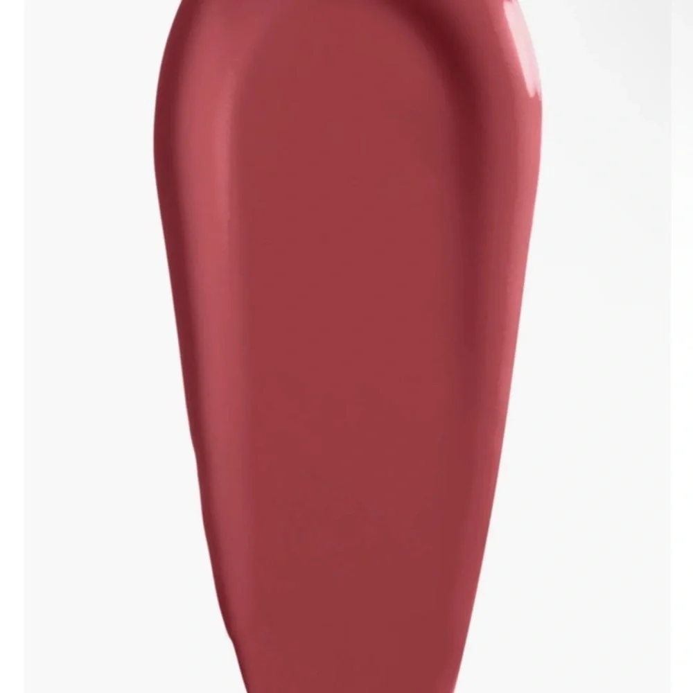 Kylie Lip Shine Lacquer in A Whole Lewk Pink NEW in Box Lipstick Lip gloss